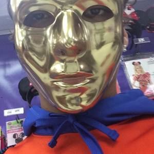 Meet your Posher, Lawrence